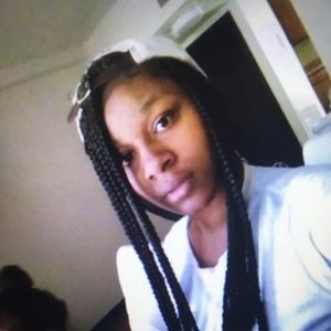 Meet your Posher, Precious